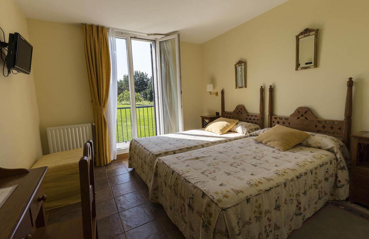 Hotel Ermintxo Ea Luaran gambar