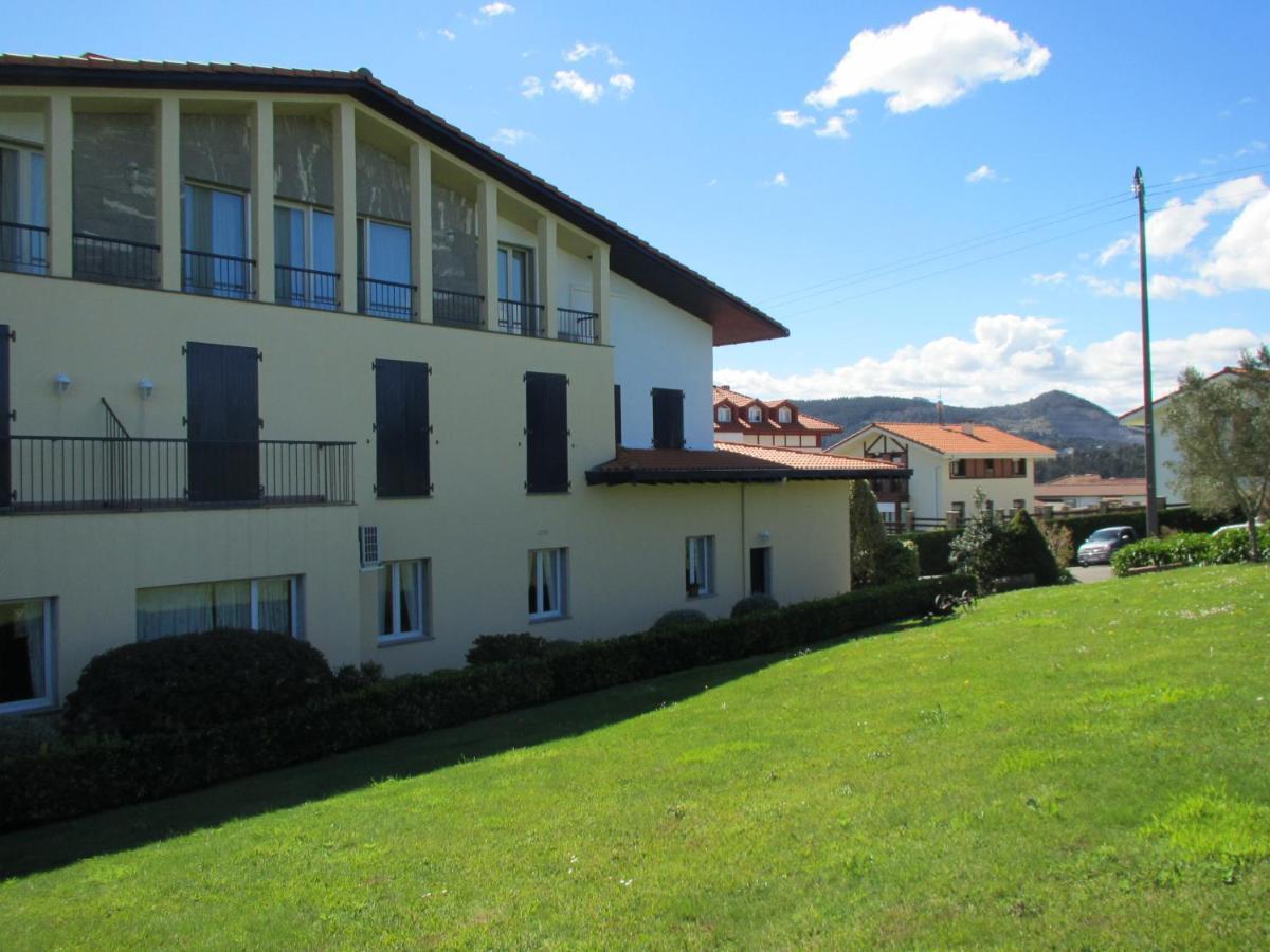 Hotel Ermintxo Ea Luaran gambar