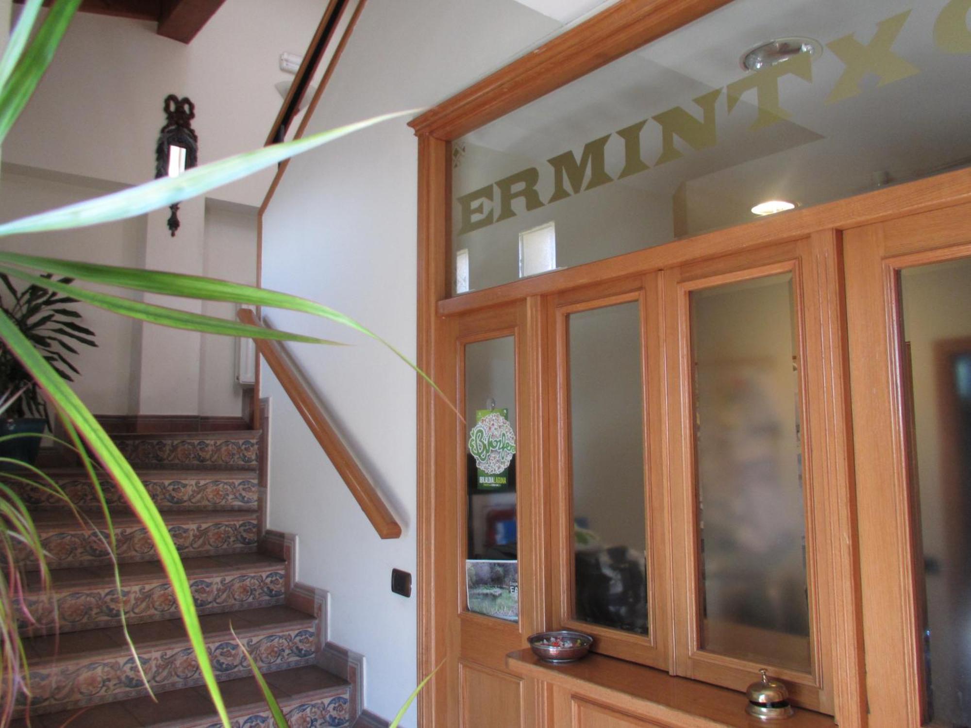 Hotel Ermintxo Ea Luaran gambar