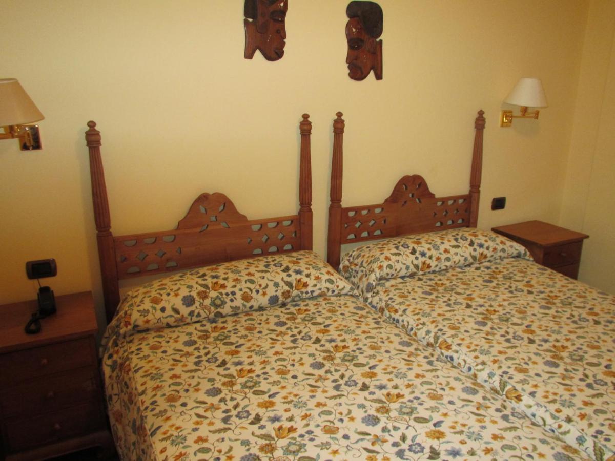 Hotel Ermintxo Ea Luaran gambar